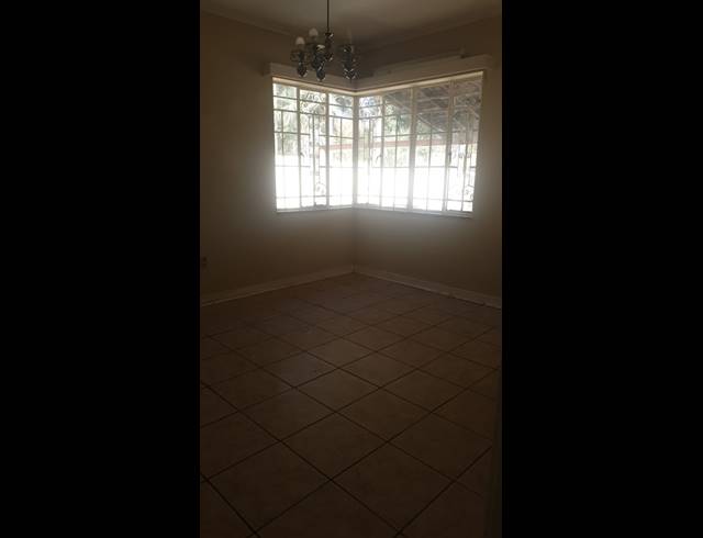 1 bed property to rent in SAVOY ESTATE